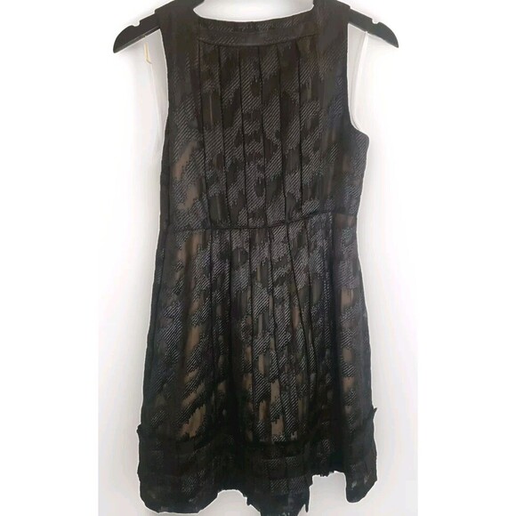 L.A.M.B By Gwen Stefani Silk Lined Dress Women's 4 Black  Pleated Fall 2007 - Picture 8 of 11